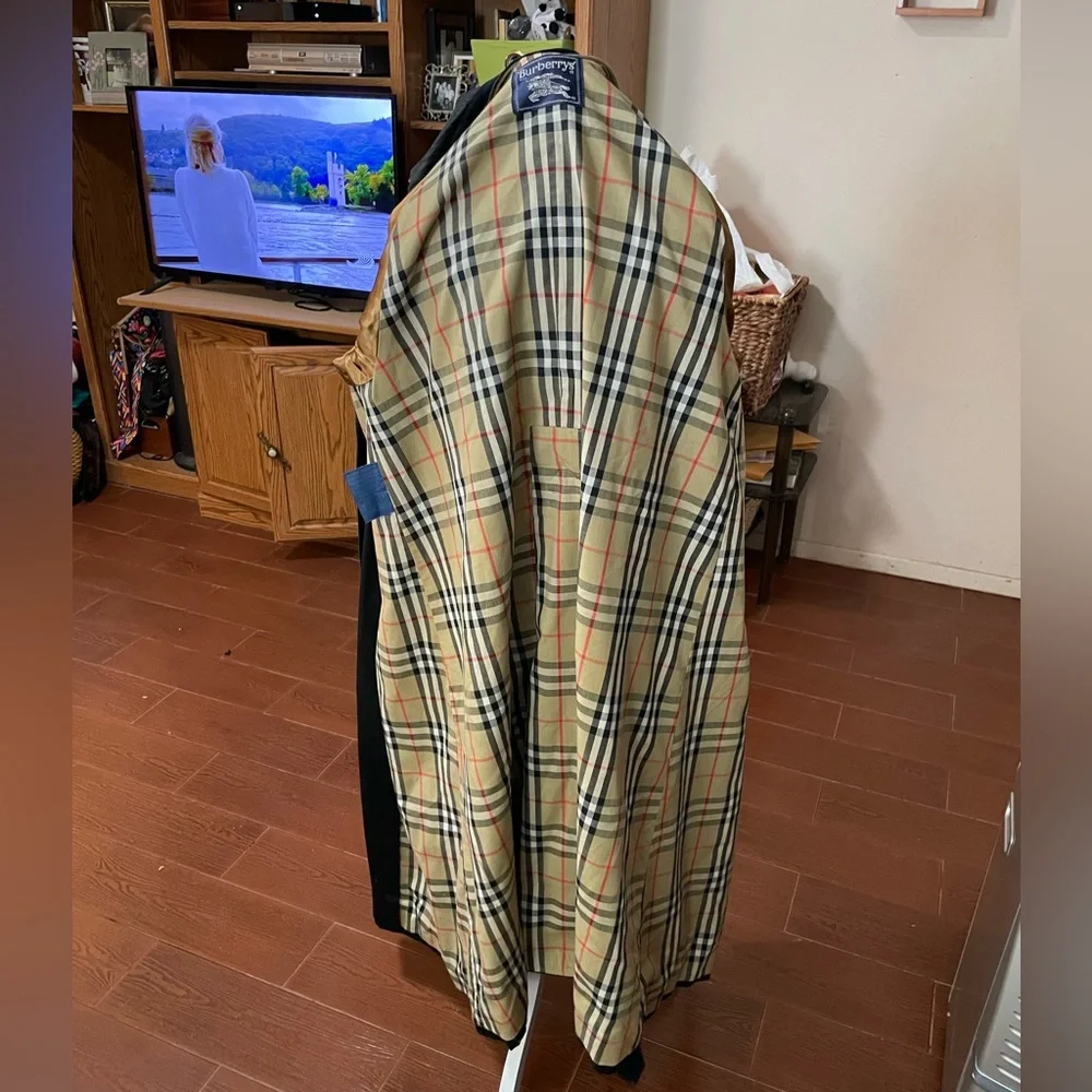 Burberry Vintage Trench Coat Black Authentic Nova Check Double Breasted 14 XLong - Picture 9 of 16